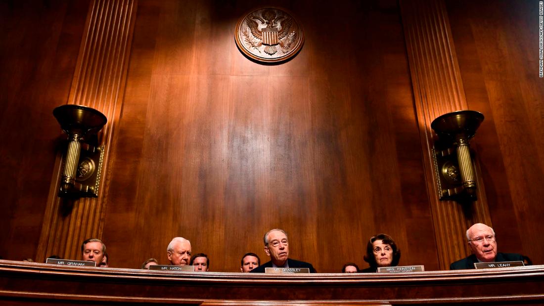 CNNPolitics's tweet photo. Here's how the Senate Judiciary Committee voted to move Judge Brett Kavanaugh's nomination to the full Senate https://t.co/8QiSB45gTn https://t.co/c7rIAoiRgW