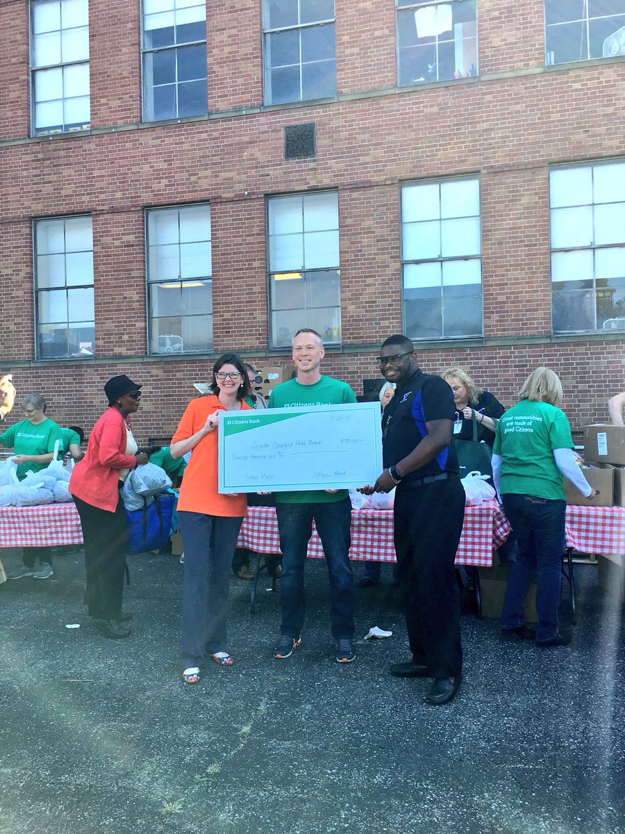 CleFoodBank's tweet photo. What a great day! Thank you, @CitizensBank for being an amazing supporter of the Food Bank’s School Market Program. Today, they presented us with a $70,000 check to support the program. We’re so grateful. https://t.co/c1336V4ClH