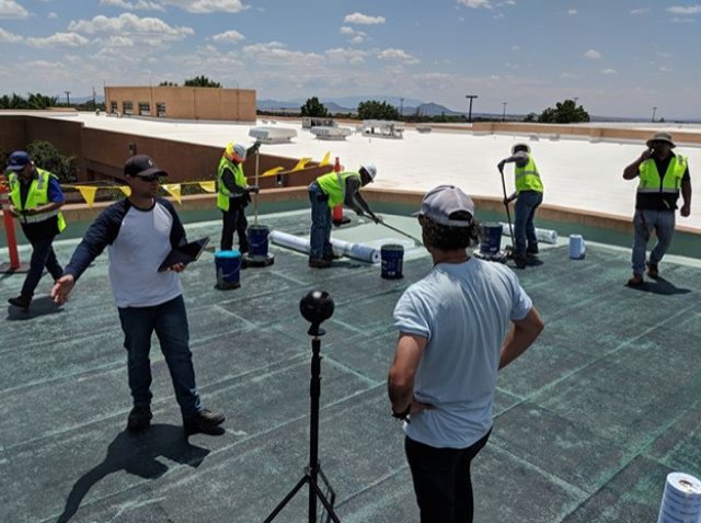 RoofCoffeeShop's tweet photo. Another fun thing to do on #FlatRoofFriday - Shoot a movie!
Roof Care US writes, “Behind the scenes shot of the @epicproductionsllc crew working with us on a 360 video at Santa Fe Community College. It was an awesome session and we can't wait to see the final product”. https://t.co/xgs1nPfLbZ