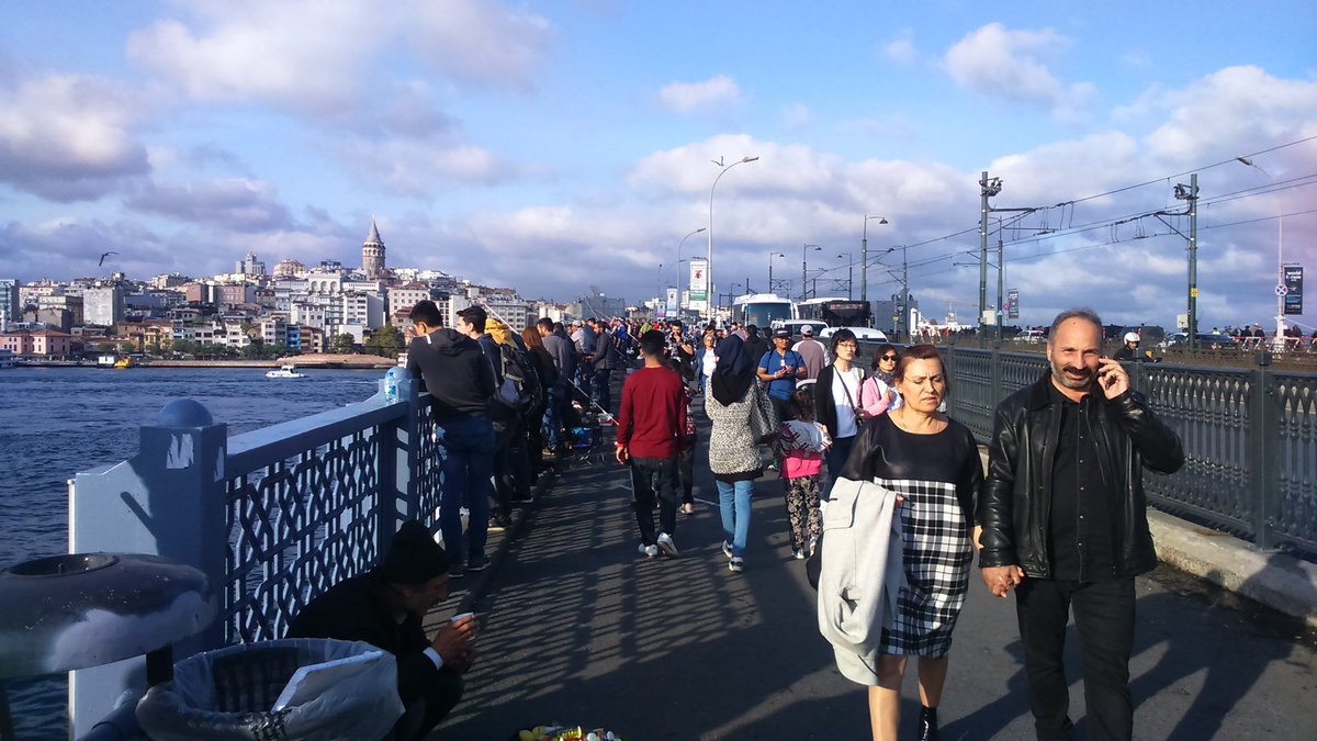 ComServ16's tweet photo. ComServ on a layover
#Istanbul #turkey #evs #esc #erasmusplus https://t.co/Knl5YcJqsQ