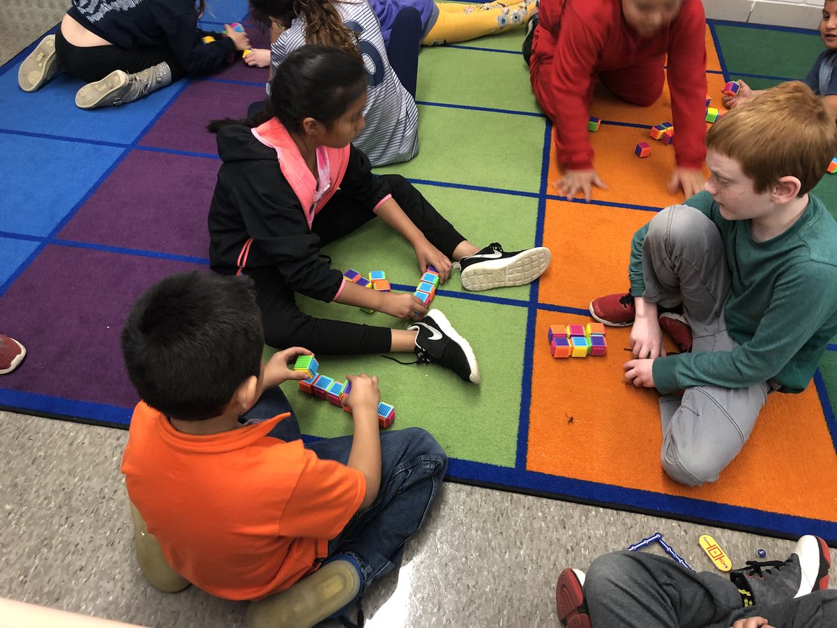 wescott106's tweet photo. Meeting our buddies for the first time and doing some makerspace activities! #ALASconnectED #5thgrade #2ndgrade @TonnieAtHeart @Halversontweets @AlbertLeaSchool @jlrassler https://t.co/SReRlORJxn