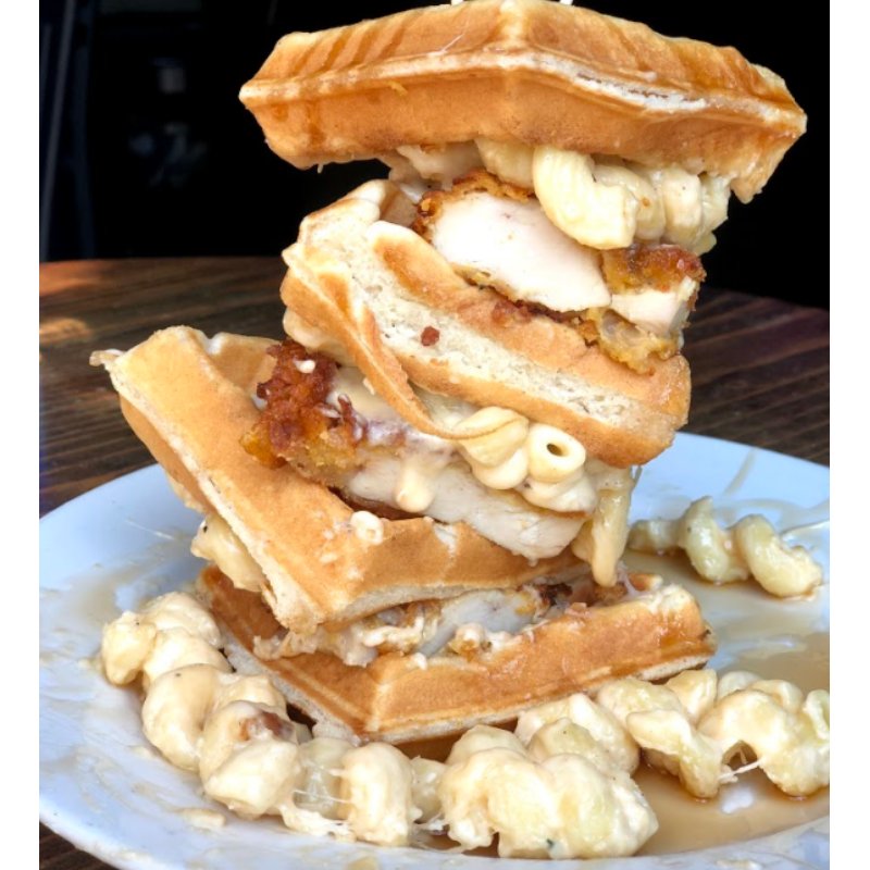 Will you be joining us for Sunday brunch? Make your reservation now: ow.ly/K7qr50iYYRZ #sundaybrunch #getyourshineon #oldcityphilly #oldcityeats #oldcity #drinkstagram #breakfast #brunch #phillybrunch #oldcitybrunch #foodie #foodstagram #pancakes #chickenandwaffles #waffles