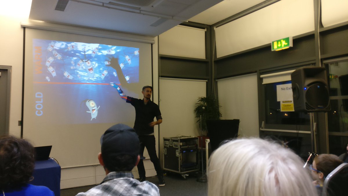 Great talk from WEIR's Russell Arnott on plankton at #FUTURESNIGHT #EuropeanResearchersNight