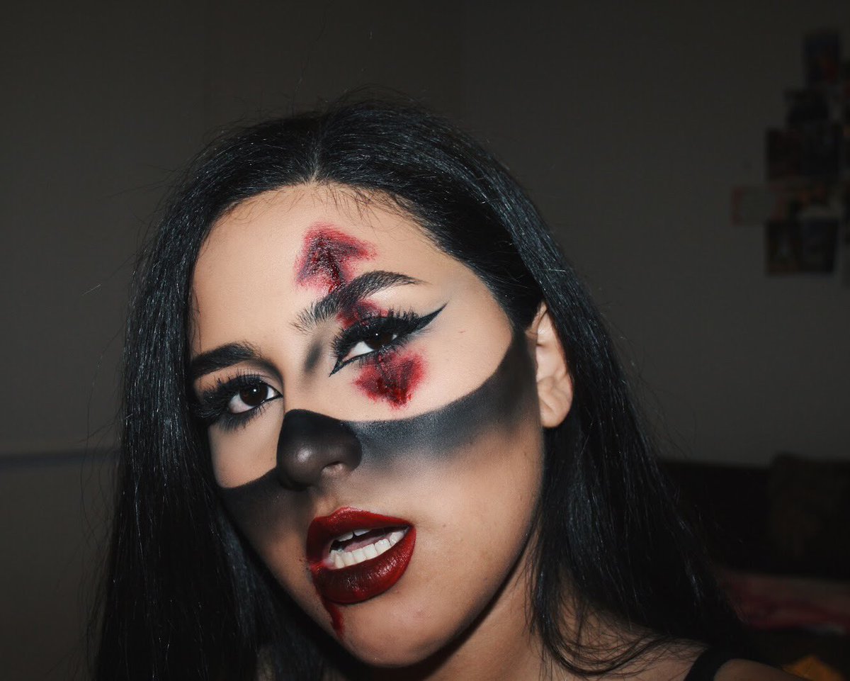Camicarruyo's tweet photo. and it’s not even october https://t.co/MnrJ0MzlDE