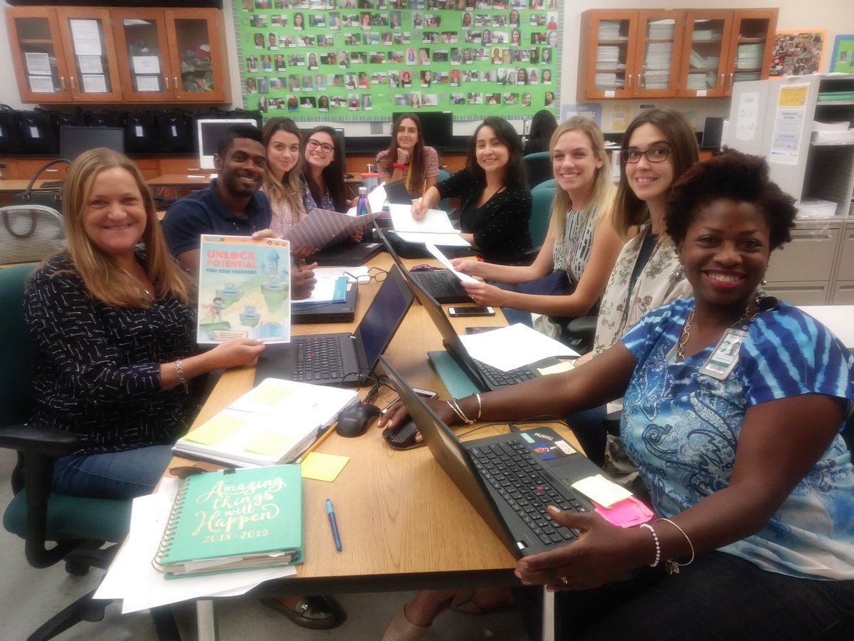 SchPsyJBell's tweet image. Excited about #SchoolPsychologyWeek coming up Nov.12-16. 1st #SPAW plan mtg! #unlockpotential @nasponline @FLAssocSchPsych @BrowardESE_SS @emg8r
