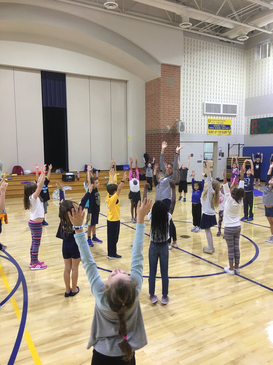 Unity day beach blast in 2nd grade! @CounselorMest @BelieveUPE <a href="/SAlexFizz/">S. Alex Fizz</a>