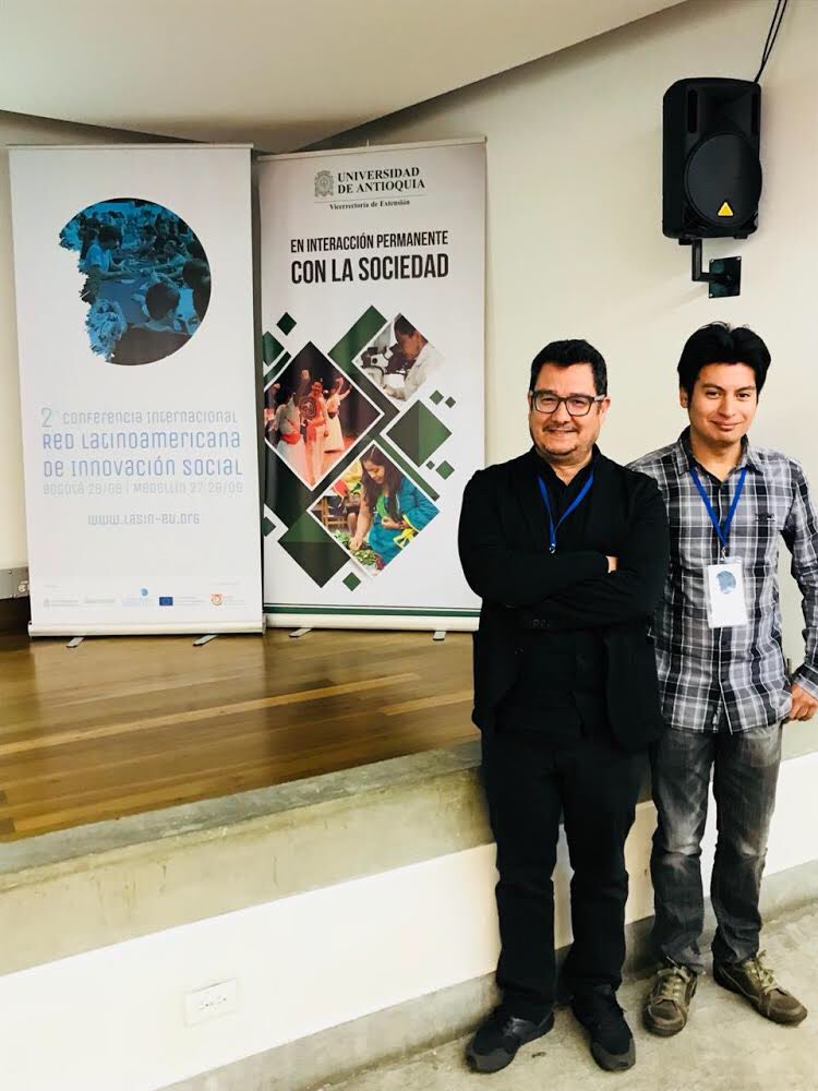 CreoAntofagasta's tweet photo. Ahora es el turno de presentar nuestras iniciativas #PaseoCerroaMar + #SARA en la 2da Conferencia de la Red Latinoamericana de #InnovaciónSocial @lasinorg . Un aplauso para el equipo CREO desplegado en Medellín. https://t.co/2wMM8mspN4