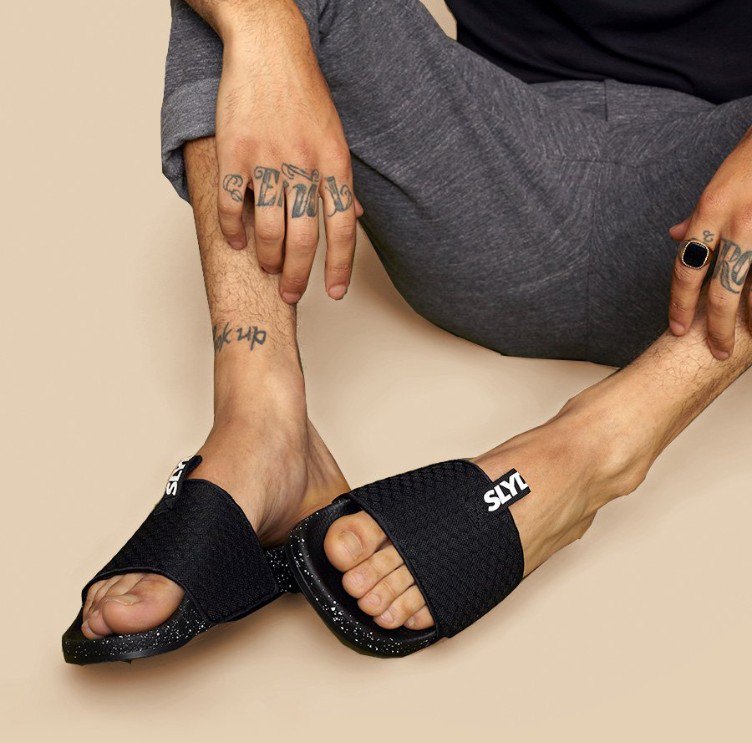 Payday Treat - 25% off two pairs this weekend - mailchi.mp/slydes/payday-…