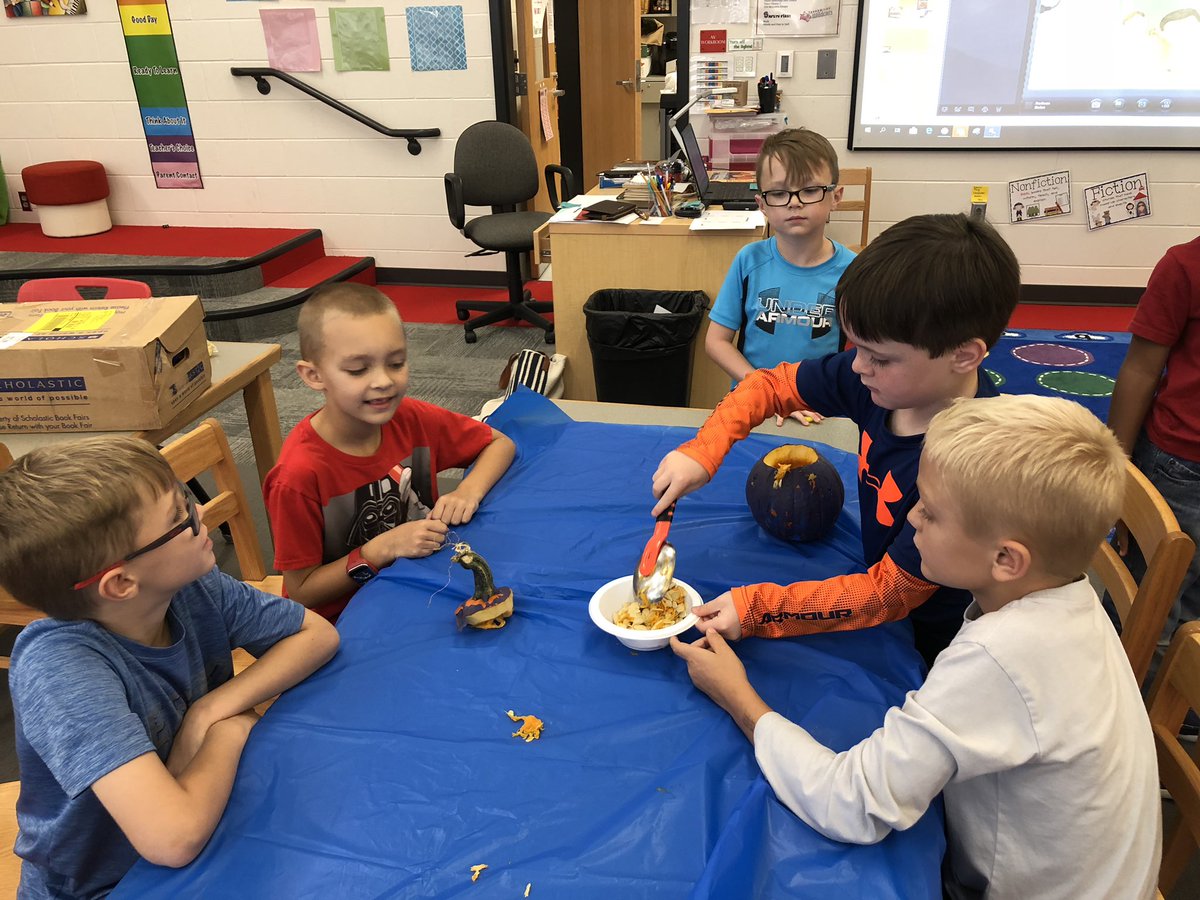 christa0511's tweet photo. Finishing up a paired text study on pumpkins but getting our hands dirty! @Boone_County @UnleashTheWilde https://t.co/6E7bWi8mW4