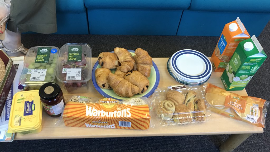 MissPearsonL's tweet photo. It was so lovely to host our first #breakfastbabble meeting this morning for all staff ☺️ we shared breakfast and talked about anything BUT work ❤️👍🏻 a great start to the day! @EASEquity @nurtureuktweets #staffwellbeing #lookingforwardtothenext https://t.co/IC5gUPeaHd