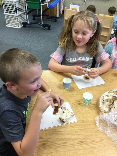 NHWBarry's tweet photo. We are sad that Apple Day is over, but we are so thankful for a fun-filled day!
Thank you to all who were able to volunteer. We can't do afternoons like this without you! #funinfirstgrade https://t.co/iJusEjIsKI