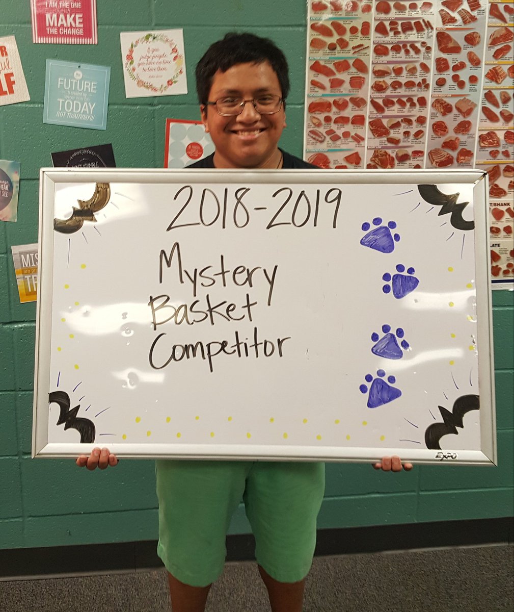 LHS_Culinary's tweet photo. Congrats to our mystery basket winner who will compete at region competition in February! #LPNoLimits #LufkinLearns #wearefoodies @jay_srhoades https://t.co/765qPCFZbi