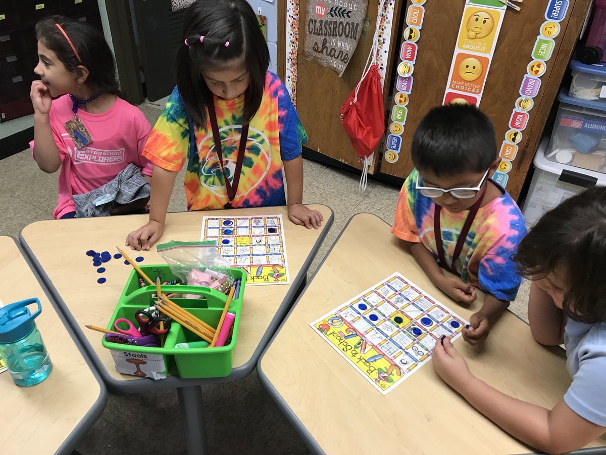 ErbsMachelle's tweet photo. Earned our “BINGO” behavior reward for great behavior for September!#firstgrade #rebyrdistheword #teamwork https://t.co/gikpZPVpnC