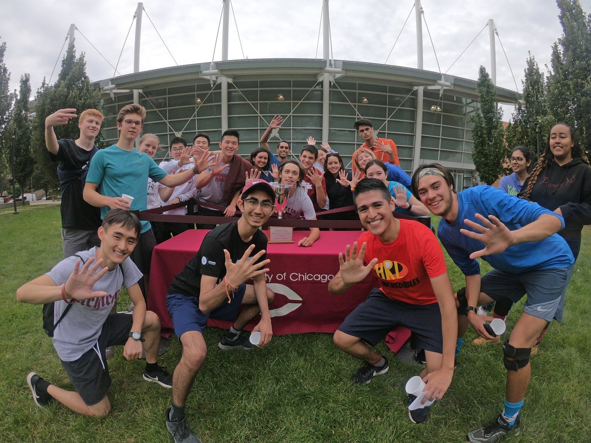 uchicagoath's tweet photo. Congrats to all the #Quest2018 participants, including this year's winners, Rickert House 👏🏼🏆. Full photo gallery: https://t.co/B9gA8kNvO8 @UChicago @UChicagoCollege https://t.co/h52oA7nEQQ