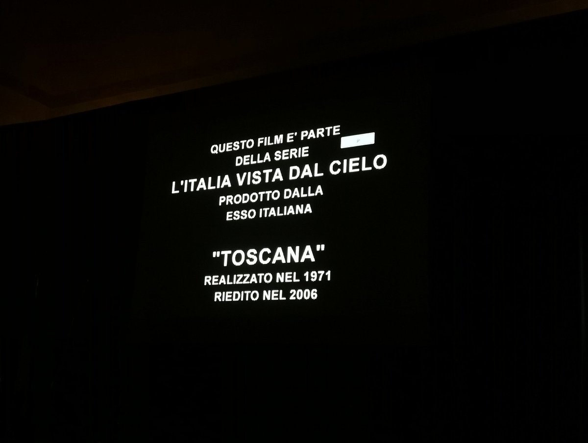 IMTLucca's tweet photo. Protagonisti di questo momento di #bright18 sono quel mago, cacciatore di immagini che fu Folco Quilici e il suo racconto del paesaggio italiano. Questo nell'anno europeo del Patrimonio culturale, di cui il #paesaggio fa parte integrante. E adesso "L'Italia visto dal cielo" https://t.co/el1hG2hnct