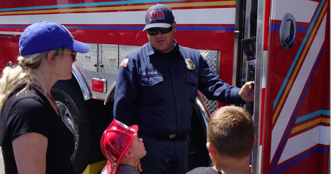 andeavor's tweet photo. We're proud to be among the organizations that partnered with &amp; participated in the 2018 @readylbc, an annual citywide outreach effort to promote emergency preparedness &amp; community readiness. @LongBeachCity See more from the event: https://t.co/w2yrCJpFJn https://t.co/hRLL9WUXtc