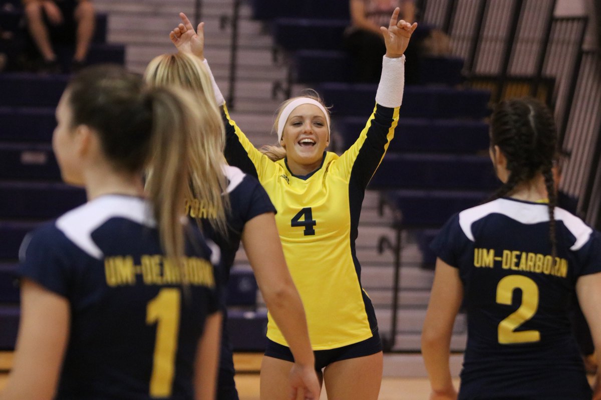 GoUMDearborn's tweet photo. SAAC GAME OF THE WEEK!!
@UMDearbornVB hosts Concordia
7 PM  |  UM-Dearborn Fieldhouse
#bornBLUE https://t.co/jgbAONsxDz
