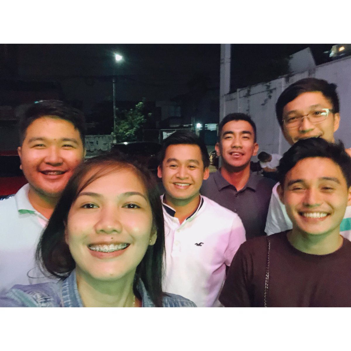 AlyyBlaire's tweet image. It’s been a while 💖 ckidz @ lyches’ Bday partyyy 🥂#minireunion #collegebuddies