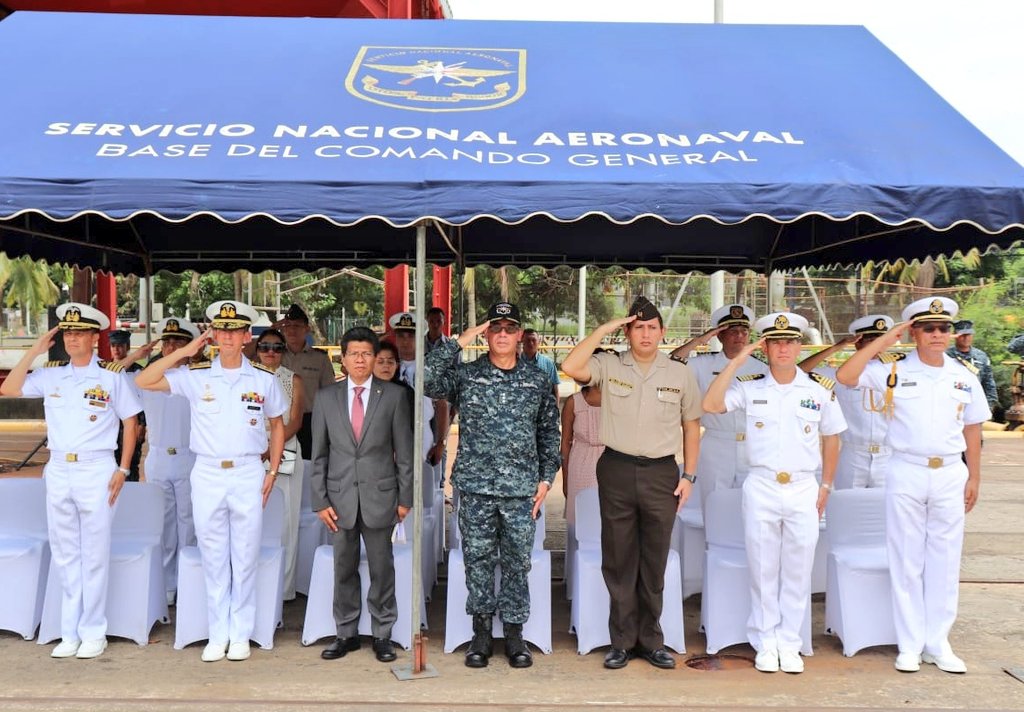 aeronavalpanama's tweet photo. Con una Especial Ceremonia Protocolar recibimos en nuestro País a las tripulaciones de los Buques #ARMCuauhtémoc #México 🇲🇽y #BAEGuayas #Ecuador 🇪🇨 Comisionado José De Jesús Rodríguez da la cordial bienvenida a Panamá por parte de nuestra Institución, un Honor recibirles 🇵🇦 https://t.co/YwHxNF0oKV