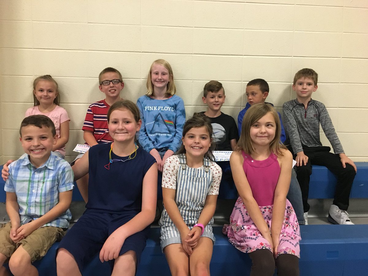3rdBecker's tweet photo. Our new student council members for 2018-2019!  Congratulations! #MCEAlwaysLearning https://t.co/IsKRs42tq3
