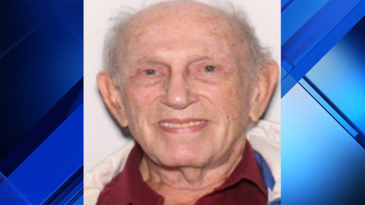 Miami police seek driver of blue Jaguar in hit-and-run crash bit.ly/2Qj7EnP?utm_so… https://t.co/LrdGETokkc