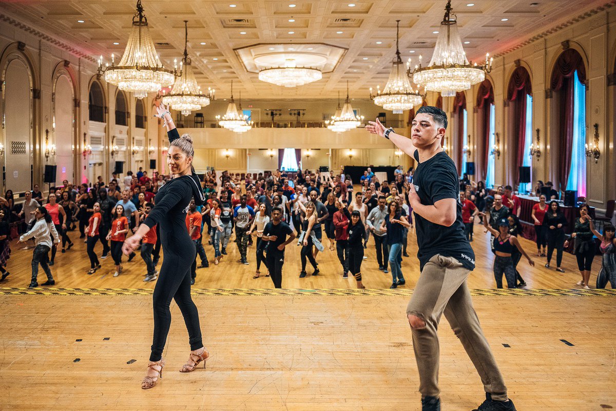 CanSalsaCongres's tweet photo. #flashbackfridays #CSBC18
ARE YOU READY!?!? Less than 1 week until the party of the year!!!! Something for everyone! The Canada Salsa &amp; Bachata Congress is an all ages event. Open to the public with something for the beginner or aspiring dance student!!
.
https://t.co/SMWfTnVoBG https://t.co/2I34js9kbO