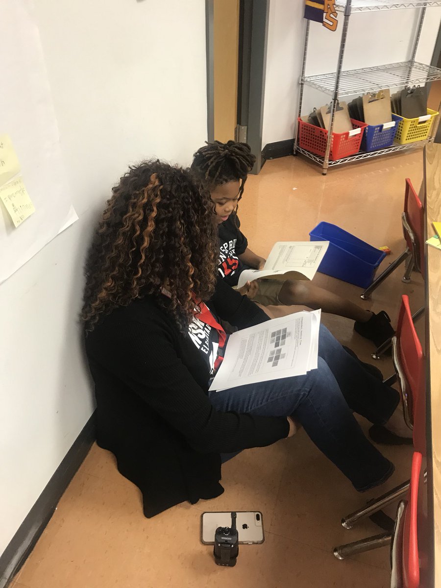 @PrincipalSWhite conferring with a first grade student during a labsite with our #tcrwp staff developer today! #ISESbethedifference <a href="/ISESadmin/">IsonSpringsAdmin</a> <a href="/EspoEricka/">ErickaMaciEspo</a>