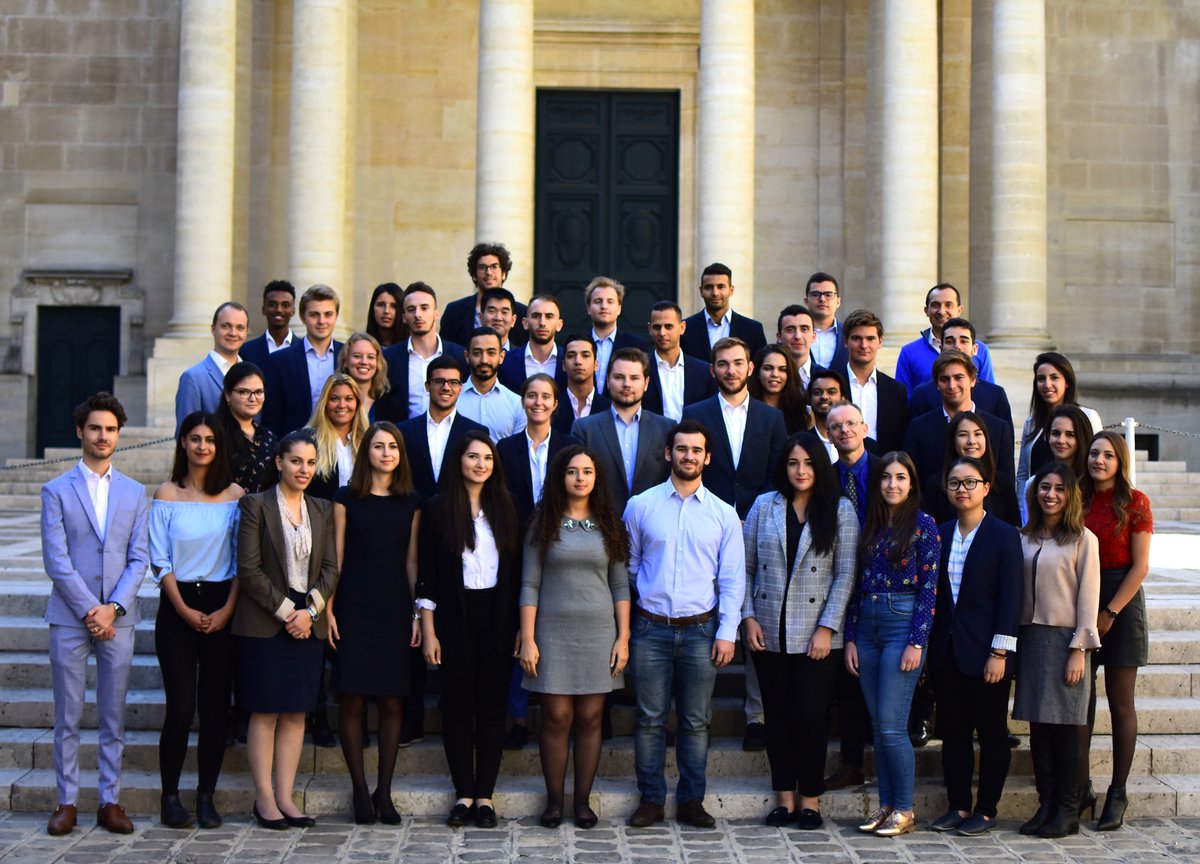 m2banquefinance's tweet photo. Le #M2BF de l’Université @SorbonneParis1 est heureux de vous présenter sa promotion pour l’année 2018-2019 !!!
Une année pleine de challenges à relever ! #Paris1PanthéonSorbonne https://t.co/h9axcBr7Iy