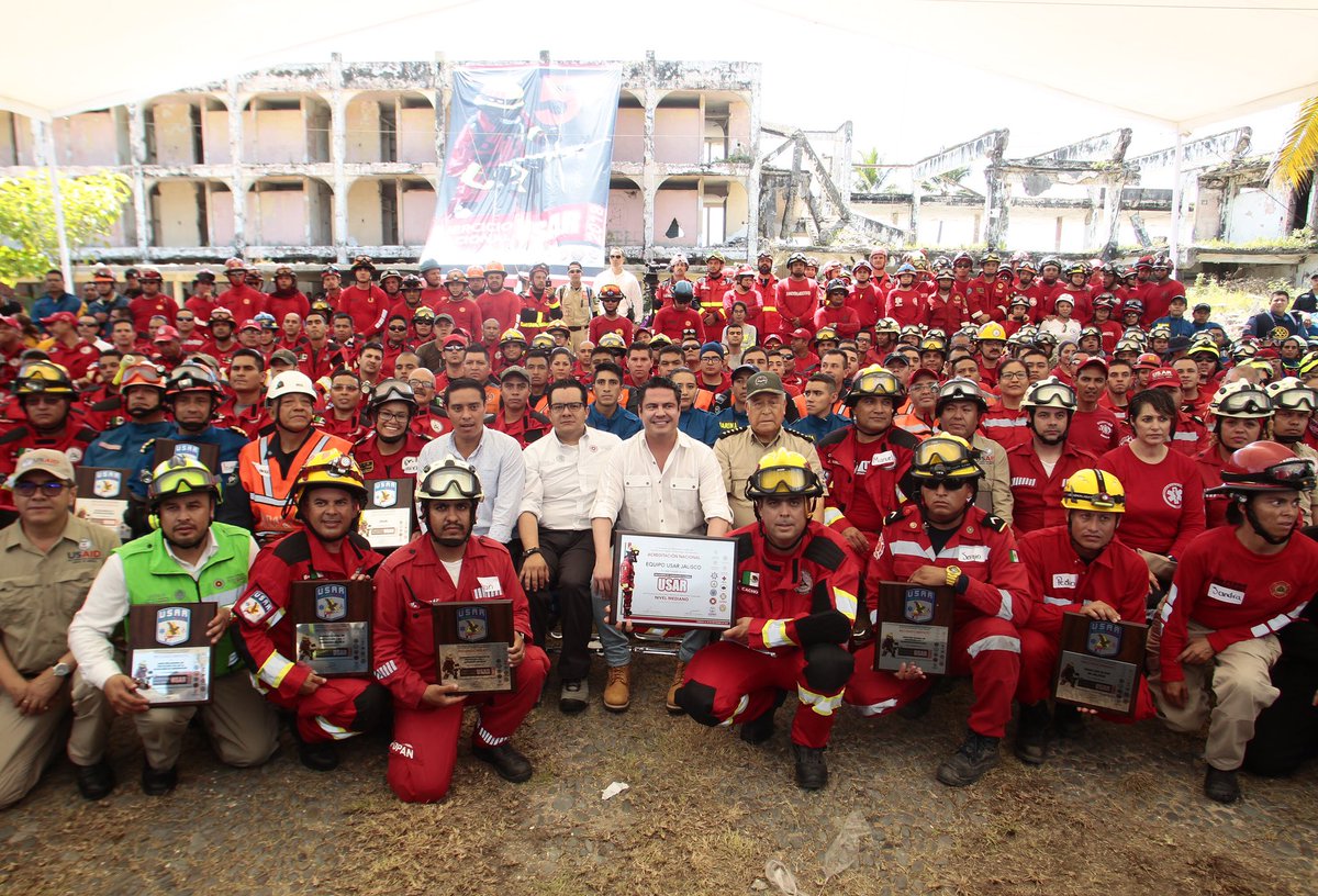 PCJalisco's tweet photo. #OrgulloPC ¡ Lo Logramos! Somos el primer equipo acreditado a nivel nacional de Búsqueda y Rescate en Estructuras Colapsadas #USARJALISCO Mil felicidades para todos y todas, gracias a nuestro director @JTrinidadLopez1 por su apoyo, esfuerzo y dedicación. @GobiernoJalisco https://t.co/IQFAB2GVmC