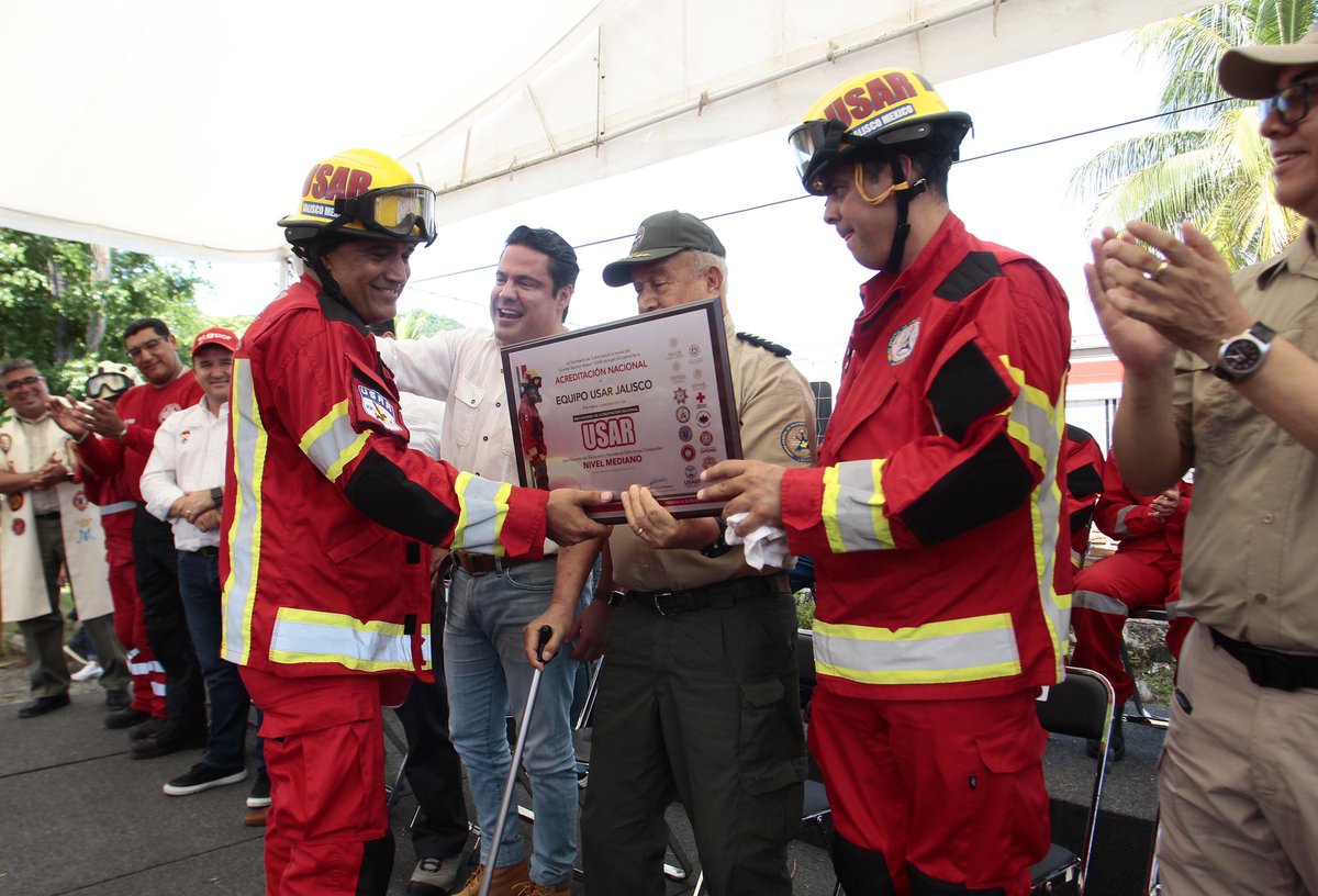 PCJalisco's tweet photo. #OrgulloPC ¡ Lo Logramos! Somos el primer equipo acreditado a nivel nacional de Búsqueda y Rescate en Estructuras Colapsadas #USARJALISCO Mil felicidades para todos y todas, gracias a nuestro director @JTrinidadLopez1 por su apoyo, esfuerzo y dedicación. @GobiernoJalisco https://t.co/IQFAB2GVmC