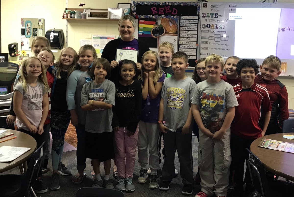 NPPSD_TL's tweet photo. Congrats to @NPJeffersonJags third grade teacher @3rd_Reed for being named @NPTelegraph ‘s”Best Teacher” #npgr8 https://t.co/9paNHRjY3E
