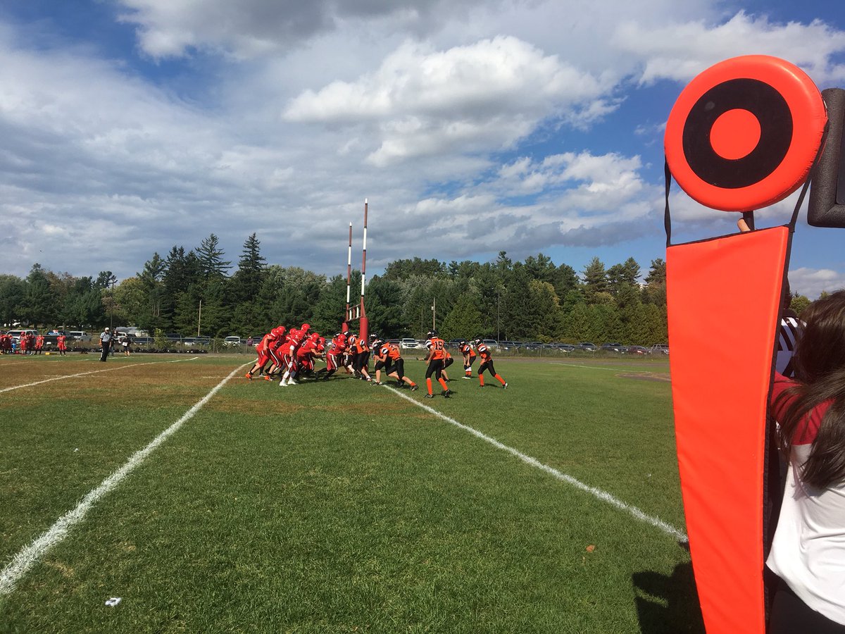 Many of our current <a href="/ArnpriorDHS/">Arnprior DHS</a> REAP athletes out on the field today playing for <a href="/ADHSFootball/">ADHS Football </a> ! #gorapidsgo #spiritday