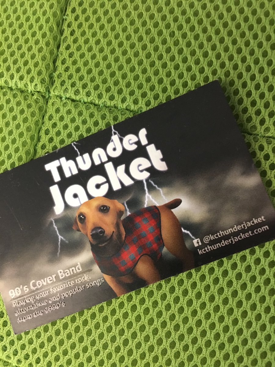 H2Barch's tweet photo. Thunder Jacket will be performing an unplugged set on First Friday October 5th in front of H2B. Come by and enjoy the sounds of the 90’s. https://t.co/vWr0EzOOA1