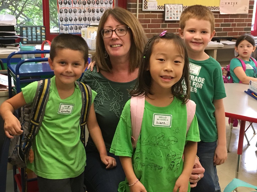 WOSnews's tweet image. 💚💚💚💚💚 
#StartWithHello #mrsneugebauerWOS #mrspenoWOS @msgrillo1