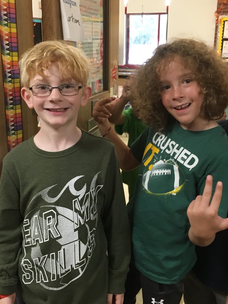 WOSnews's tweet image. 💚💚💚💚💚 
#StartWithHello #mrsneugebauerWOS #mrspenoWOS @msgrillo1