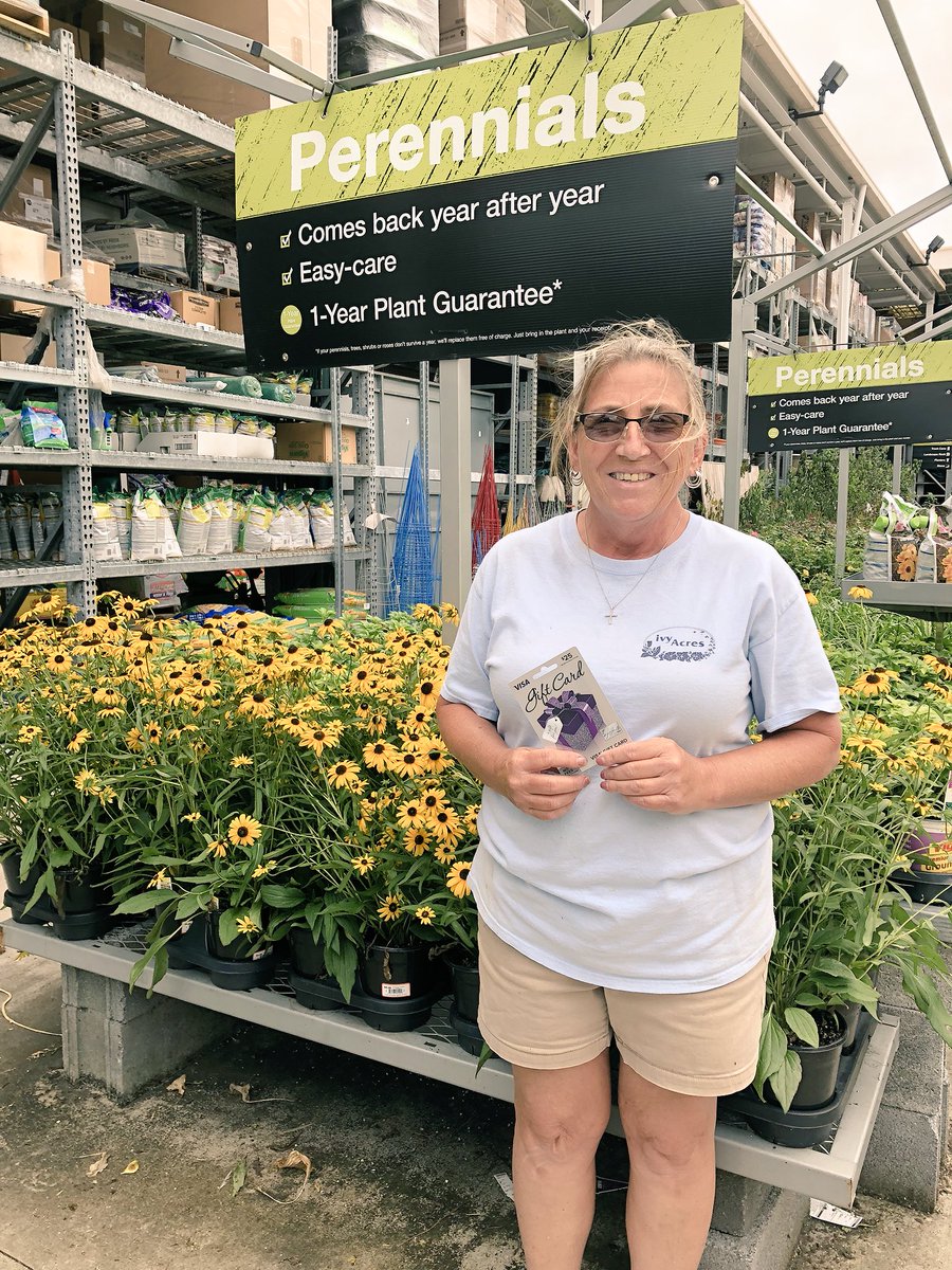 Congratulations to Holly and Tammy in 4131 for coming in 3rd place in our Perennial competition!! Great job team! <a href="/HLK1126/">Holly</a> <a href="/D_Liberato1/">Debbie Liberato</a>
