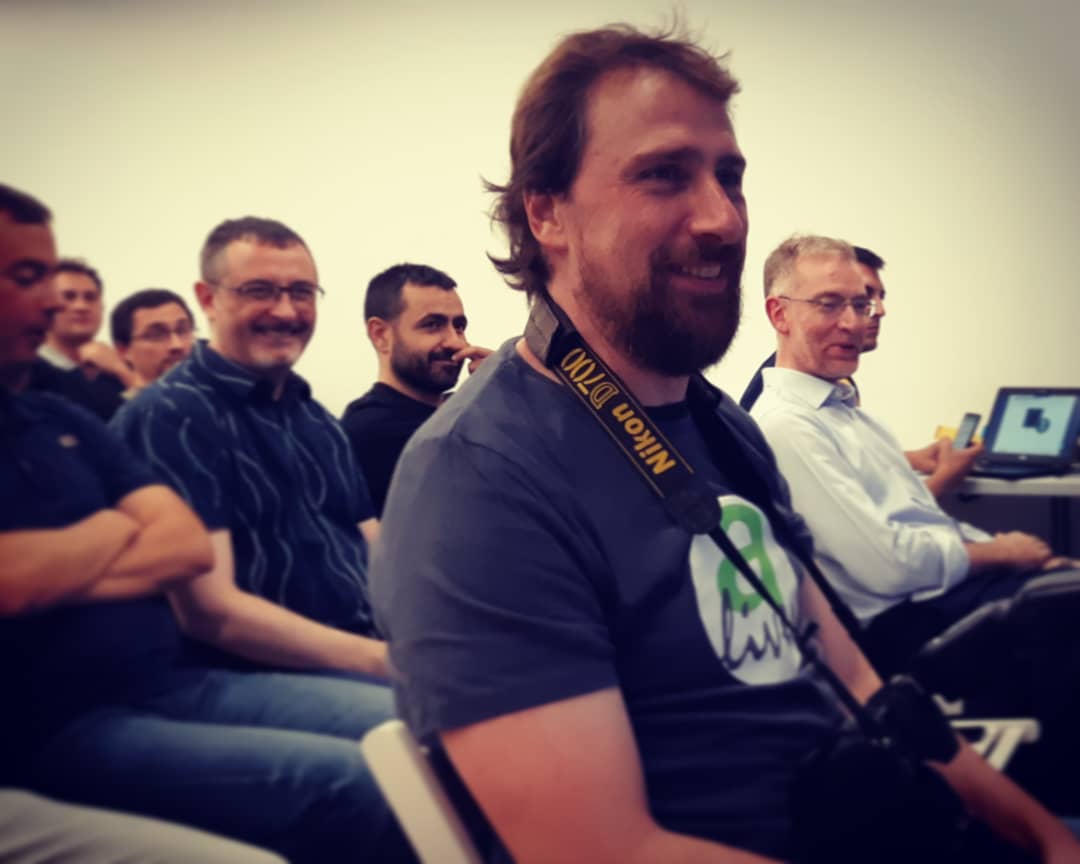 avanttic_lives's tweet photo. Ha habido premios, reconocimientos, ponencias y monólogos cómico-semánticos, xo destacamos el #avanttic_photo18. Gracias #avanttic_team y familiares x participar y enhorabuena a los ganadores! Y mil gracias al owner y fotógrafo en BCN 📸 #fotacas #robados #grandetoni #buenfindeee https://t.co/Gy3ClwGmZs