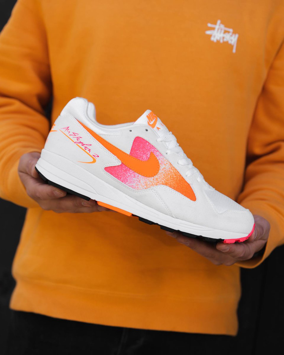 nike air skylon 2 yellow