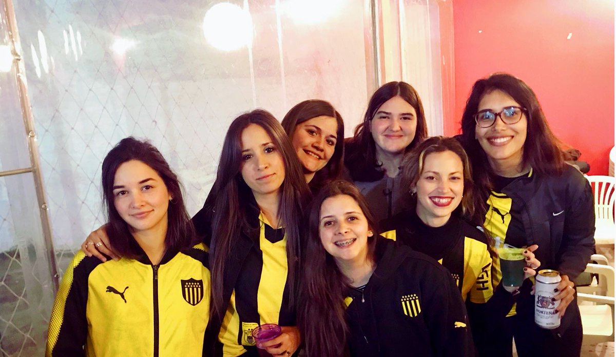 PObdulioV's tweet photo. Nada más lindo que celebrar todo juntos, con amigos y compartiendo la misma pasión #127AñosdeGloria https://t.co/4YdaLezX0F