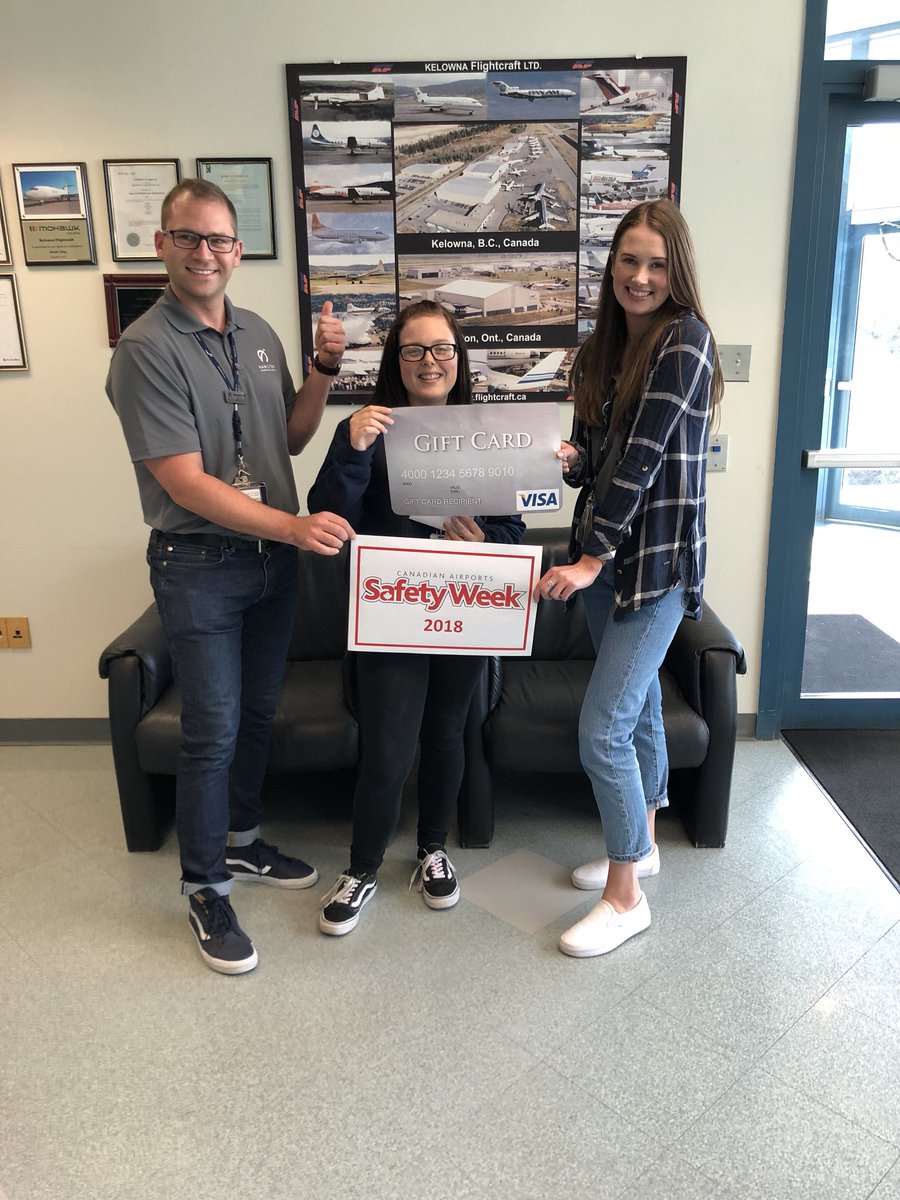flyyhm's tweet photo. Congratulations to our #CASW2018 grand prize winner of a $250 Pre-paid Visa ๐ Thank you to all staff and passengers for your participation in our Safety Week festivities @flyyhm #HamOnt https://t.co/CO6StoWWiQ