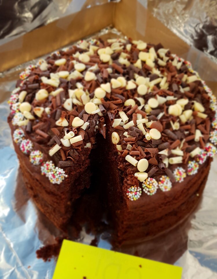 BushfieldTweets's tweet photo. In second place was this delicious chocolate cake... It was moist and moreish! 😃 https://t.co/DUkY4Ux9Eu
