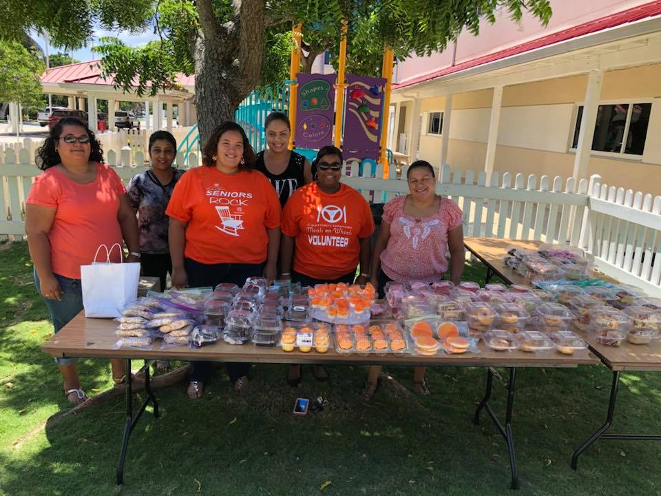 MealsOnWheelsKY's tweet photo. Thank you to the parents, teachers and students of @TripleCSchool for rocking orange today and for baking up a storm to raise some additional funds for Meals on Wheels! Proverbs 22:6
#SeniorsRock #Mealsonwheels #DressDownDay https://t.co/nburbqKRHJ