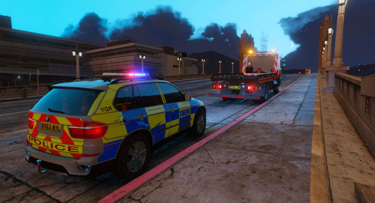 blackrat_olsen's tweet photo. Had an incident where my X5 was crashed into side on while heading to a shout for assistance. No injuries. Means my favourite X5 is off the road for a bit :( Quite sad seeing it on the back of a truck. https://t.co/b394dtkLNx