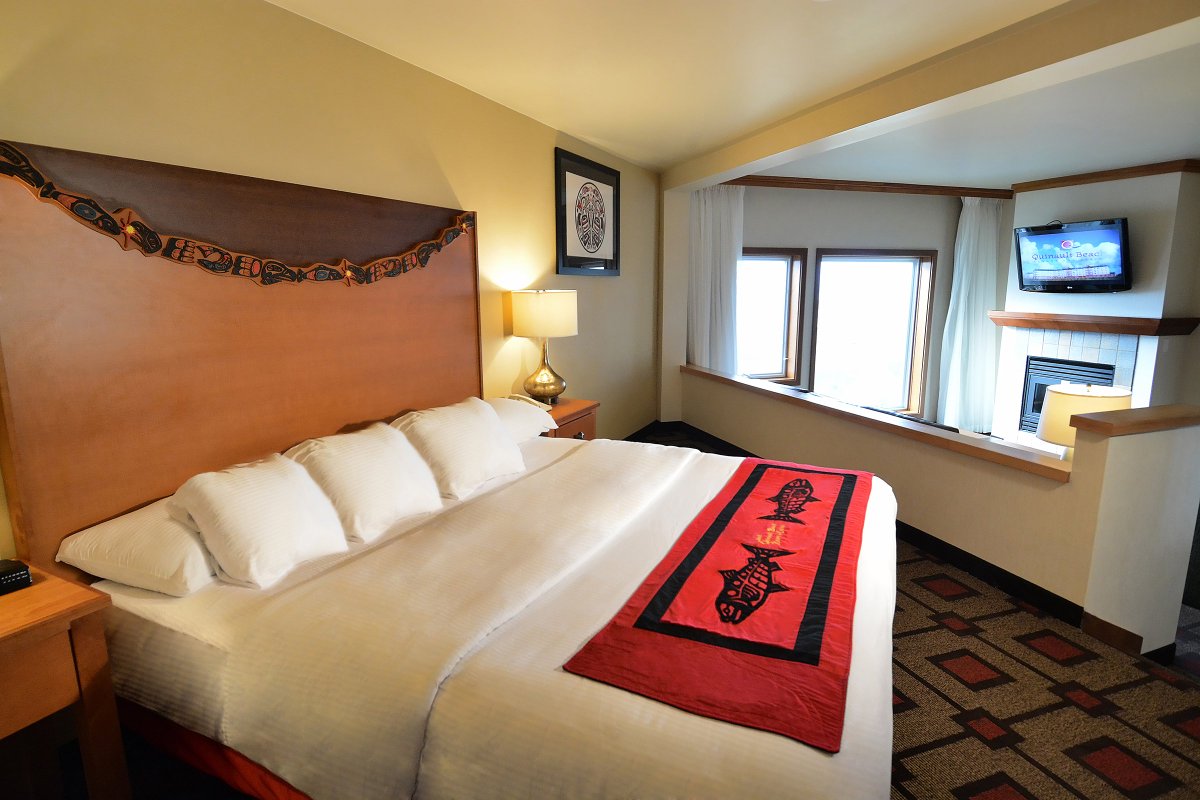 QBRC's tweet photo. Check out our special room packages!
https://t.co/j0z6XVGttc
#roomoffers #specialroompackages #quinaultbeach #quinaultbeachresortandcasino #quinaultbeachcasino #oceanshores https://t.co/0lCqAwi6h6
