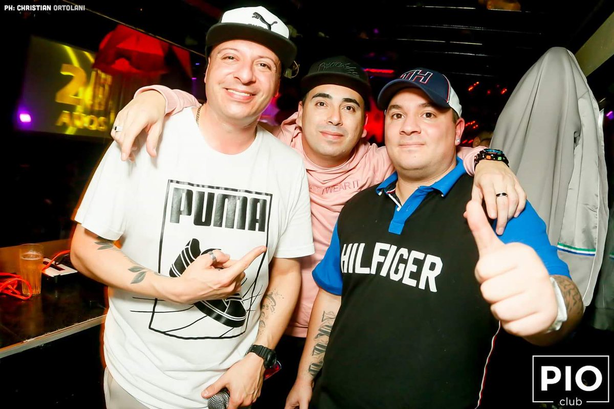 dj_pirata_ok's tweet photo. Feliz cumple para el demente productor🎵🎚#elkaio te kiero amigo. Hoy la Rompemos para nuestra gente🔥👏🤗 https://t.co/wKJ5iO3QQI