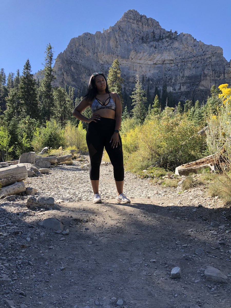 callmetybee's tweet photo. Me and my mans out here living our best life 😛🤟🏽 ‼️ (dont @ me 🤷🏽♀️) #wearemarried #whenIsayourBESTlives #Brewergang @EriikB https://t.co/mTwLaLpdM6