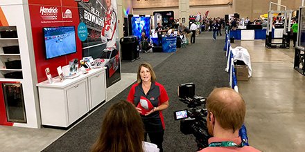 llumarfilms's tweet photo. #WFCT2018 is underway, and the LLumar presence is strong! https://t.co/QCoorP0Czg