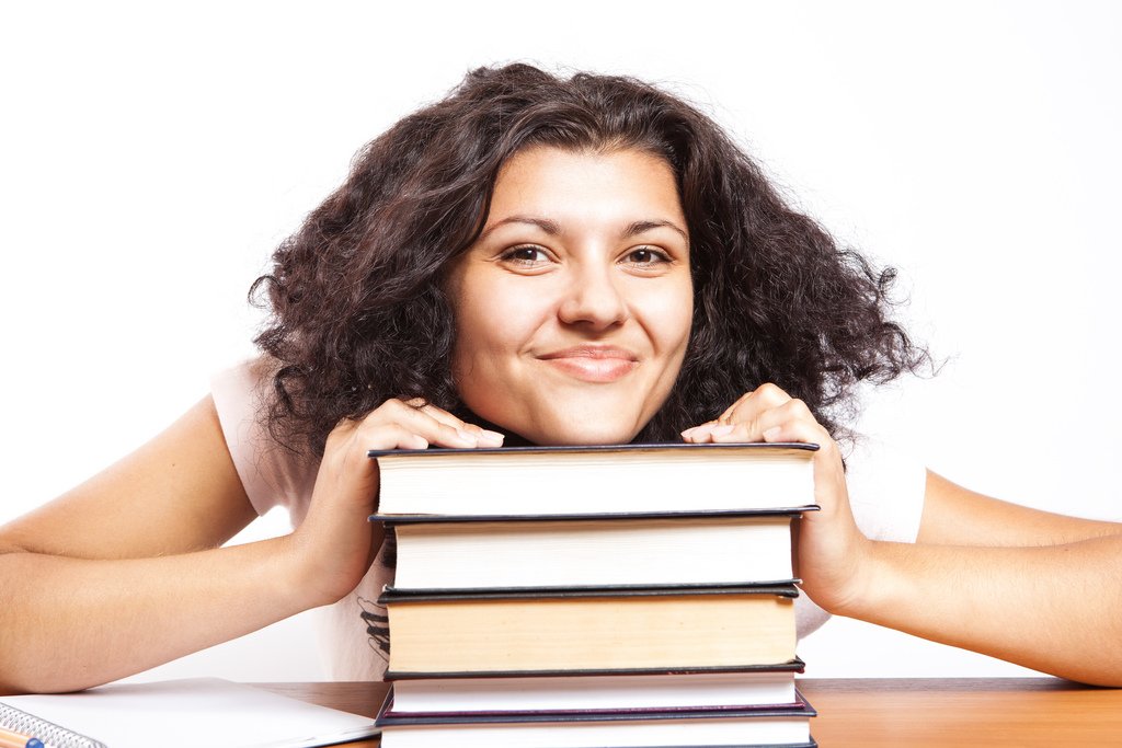 44% of families save for college with 529 plans, up from 27% two years ago | Right About Money ow.ly/WzwU30m1laS
