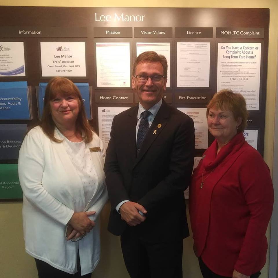 billwalkerbgos's tweet photo. Informative meeting and tour of #LeeManor #Long-TermCare facility in #OwenSound with Patti & Lynne #healthcare #seniorscare @GreyCounty https://t.co/ZWQN6eoF6Y