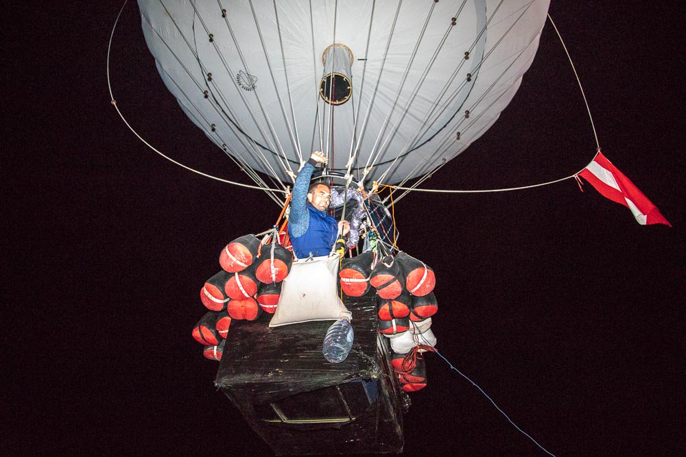 airsports_fai's tweet photo. The 20 gas balloons of the #gordonbennett2018 are sailing across Europe with 1 simple aim: fly as far as possible without touching down!
👉 Live tracking: https://t.co/TID9qUDdJm
📷 Pictures: https://t.co/sM6CR17CIY
📝 Story: https://t.co/1Dy18rz0EM

#adventure #fly https://t.co/o8eIzt8sP3
